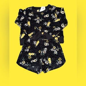 NEW Girls 2 Piece Pajama Set XS (5)